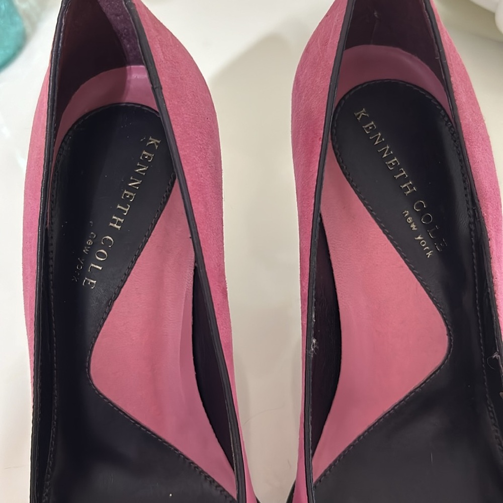 Kenneth Cole pink/purplish pumps/heels - Picture 6 of 6